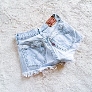 Levi 501 Shorts size 23